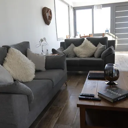 The Summer Haven Tatil Evi Polis