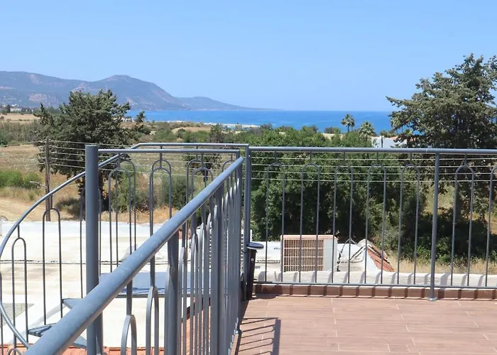 別荘 The Summer Haven